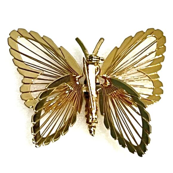 Monet Gold Butterfly Brooch 1.75" Wire Open Metalwork Signed Pin Bouncy Wing Vtg - Picture 4 of 12